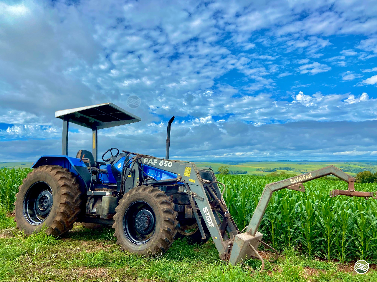 TRATOR NEW HOLLAND NEW TL 70 Tração 4x4 JZ Implementos Agrícolas TOLEDO PARANÁ PR